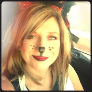 Meet your Posher, April